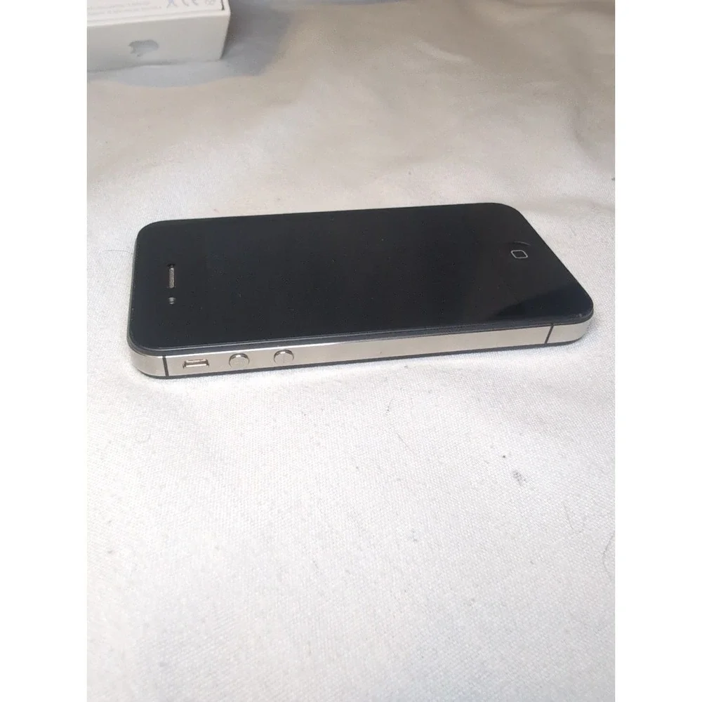 Apple iPhone 4 16GB Black Model A1387 for Wi-Fi Only W/ Box